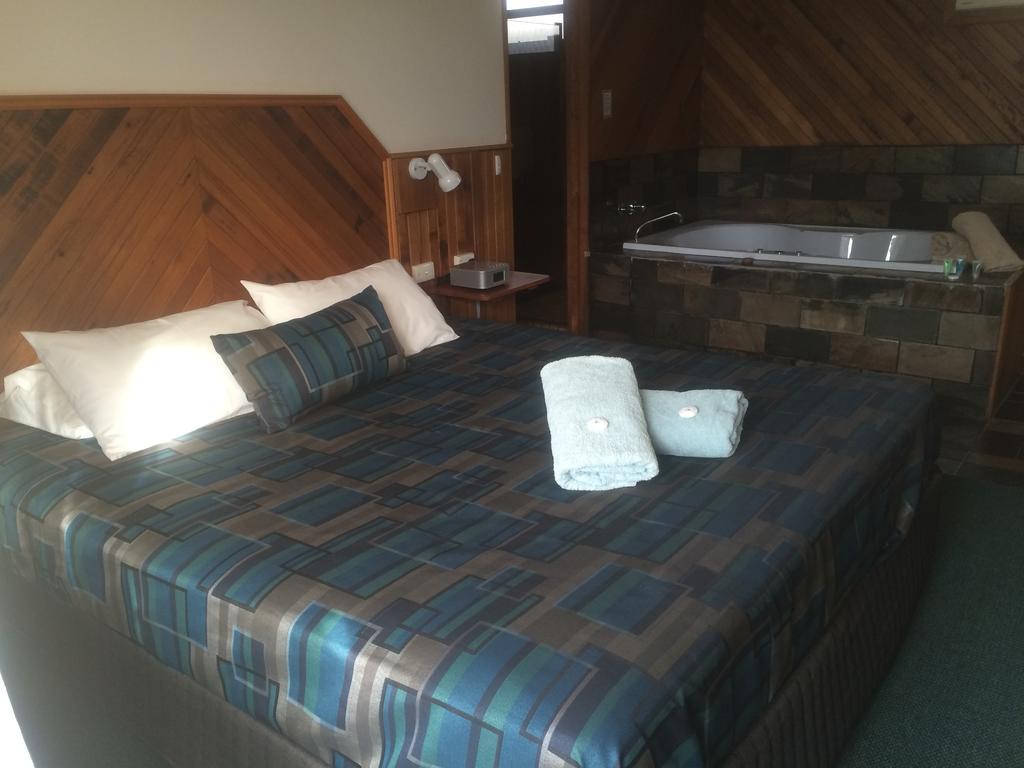 Pelicans Motel San Remo Extérieur photo