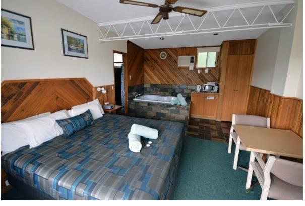 Pelicans Motel San Remo Extérieur photo