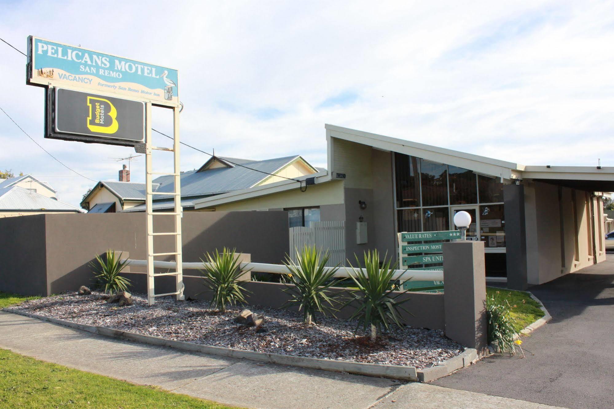 Pelicans Motel San Remo Extérieur photo